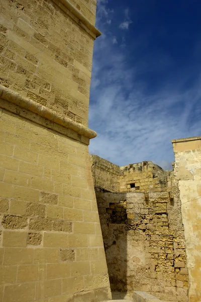 Eeuwenoude architectuur van malta — Stockfoto