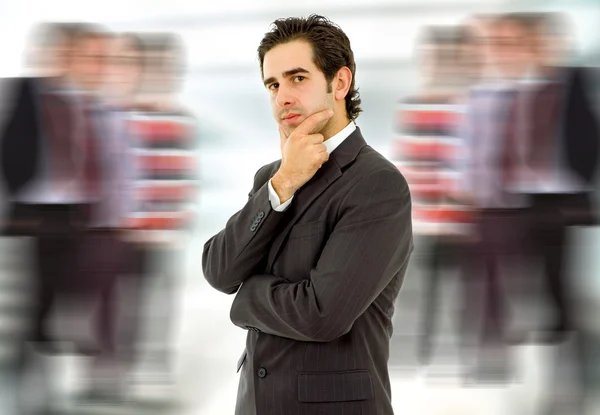 Joven hombre de negocios retrato en la oficina — Foto de Stock