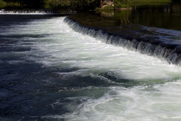 Waterfall — Stock Photo, Image