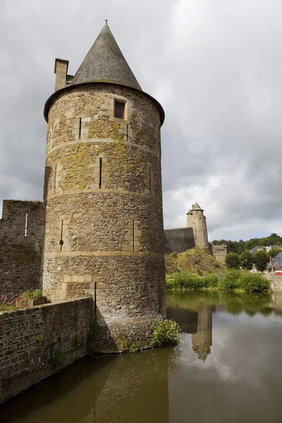 Slottet av fougeres i Bretagne — Stockfoto