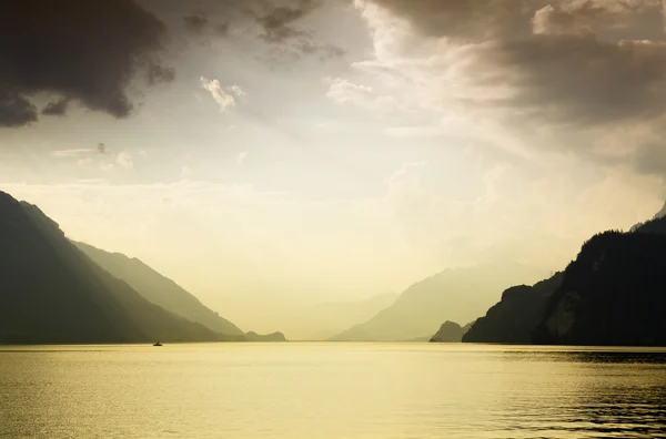 Lago Brienz — Fotografia de Stock