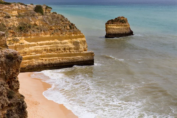 Praia bonita em algarve — Fotografia de Stock