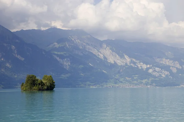 Swiss göl Adası — Stok fotoğraf