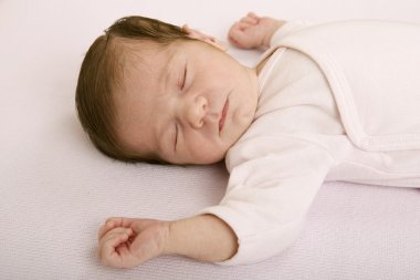 Bebek Uyuyor