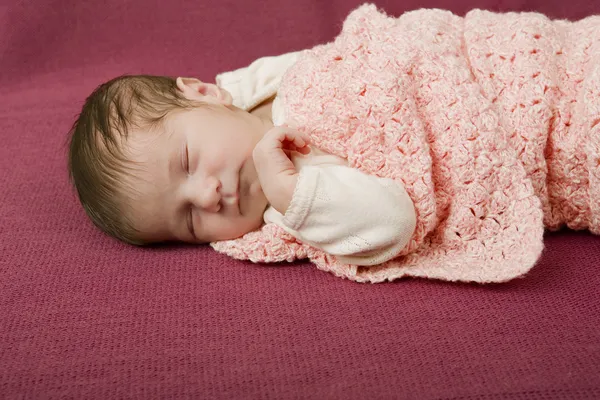 Young baby sleeping — Stock Photo, Image