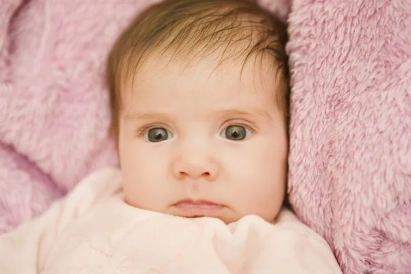 Genç bebek — Stok fotoğraf