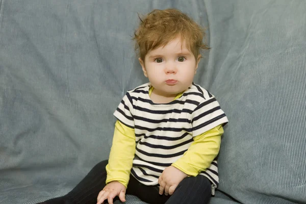 Retrato de bebé joven —  Fotos de Stock