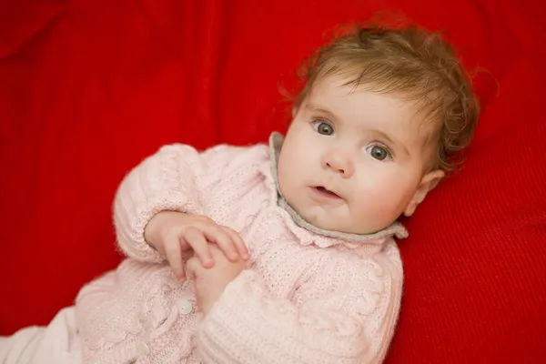 Retrato de bebê jovem — Fotografia de Stock