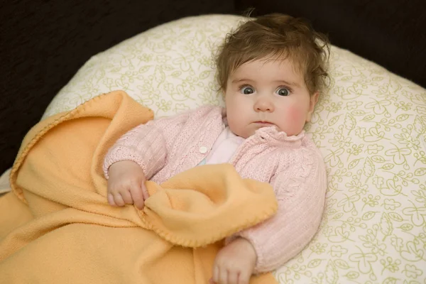 Retrato de bebê jovem — Fotografia de Stock