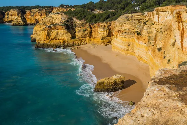 葡萄牙拉科亚阿尔加夫沿海悬崖 — 图库照片