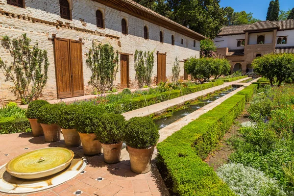 Granada Spain General View Generalife Courtyard Its Famous Fountain Garden — Stock Photo, Image