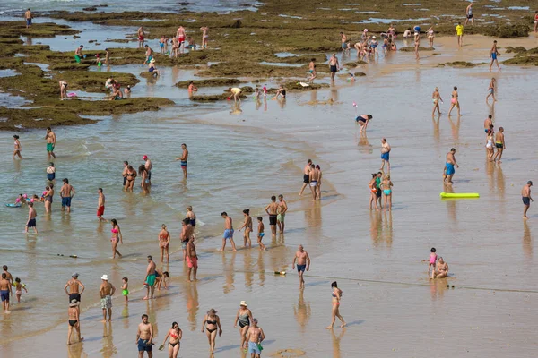 Albufeira Portugal Gente Famosa Playa Olhos Agua Albufeira Esta Playa — Foto de Stock