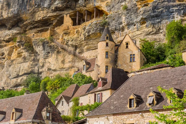 法国Dordogne河上的La Roque Gageac风景村 — 图库照片