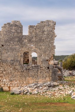 Mersin ilinin Kanlidivane antik kentinin kalıntıları, Türkiye. Açık hava müzesi.