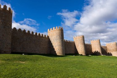 Avila, Kastilya ve Leon 'un antik tahkimatı, İspanya