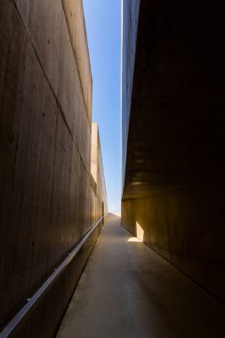 FOZ COA, PORTUGAL: Vila Nova de Foz Coa 'daki Coa Müzesi. Coa Valley Arkeoloji Müzesi. Portekiz