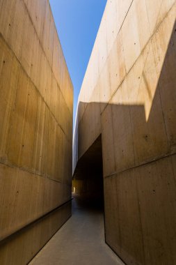 FOZ COA, PORTUGAL: Vila Nova de Foz Coa 'daki Coa Müzesi. Coa Valley Arkeoloji Müzesi. Portekiz