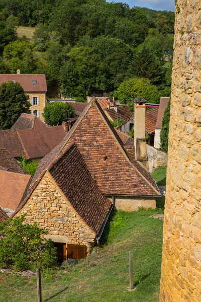 从法国阿基坦Perigord Noir地区Dordogne山谷的Castelnaud城堡 Castelnaud城堡 看风景 — 图库照片