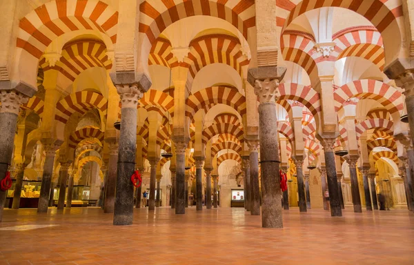 Cordoba Spain Mezquita Cami Dua Salonu Ndaki Kemerler Cordoba Spanya — Stok fotoğraf