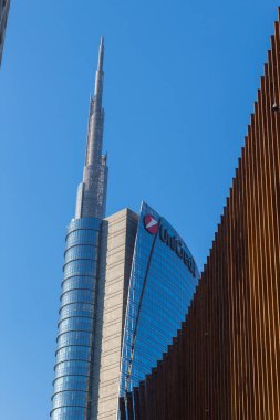 Milano, İtalya 'daki Unicredit Kulesi. Milano İtalya 'nın en kalabalık ikinci şehri ve ana sanayi ve finans merkezidir..