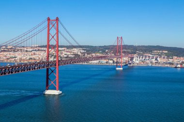 25 de Abril Köprüsü (Portekizce: Ponte 25 de Abril), Lizbon 'da Tagus Nehri üzerinde bulunan asma köprü..