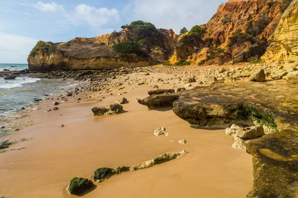 Playa Vacía Albufeira Esta Playa Parte Famosa Región Turística Del — Foto de Stock