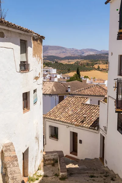 Casas Brancas Uma Rua Estreita Histórica Ronda Espanha — Fotografia de Stock