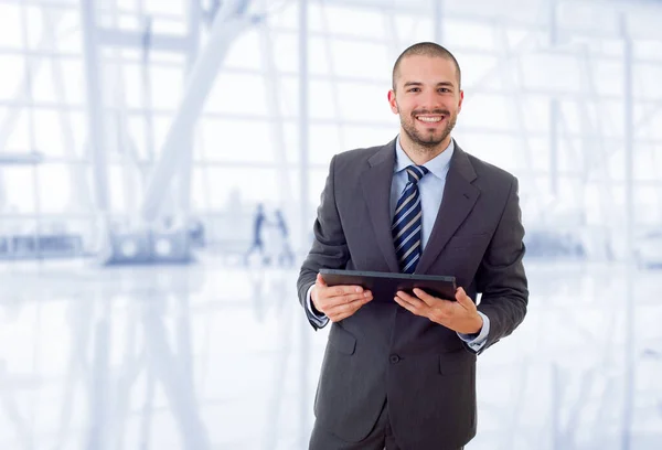 Jeune Homme Affaires Avec Une Tablette Bureau — Photo