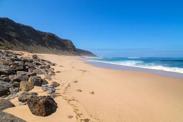 Красивый Пустой Пляж Алентежу Португалия — стоковое фото