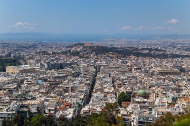 Atina, Yunanistan 'da yoğun yaşam ve mimarlık. Güney Avrupa 'da birçok evi ve gayrimenkulü olan bir yerleşim bölgesi..