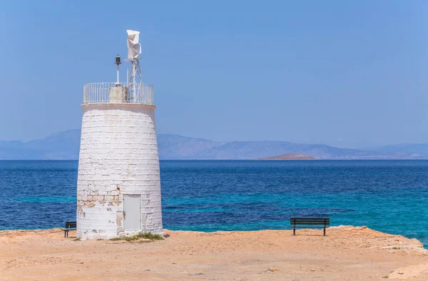 Yunanistan Saronik Körfezi Ndeki Aegina Adasının Deniz Feneri — Stok fotoğraf