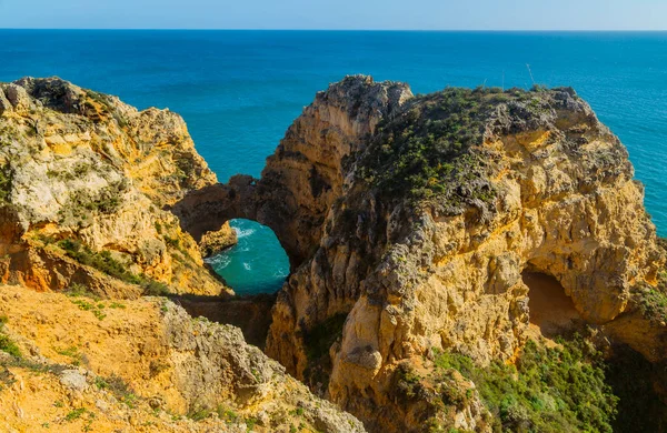 葡萄牙拉各斯附近的Ponta Piedade悬崖 葡萄牙阿尔加维美丽的海景 有天然的岩石形成 — 图库照片