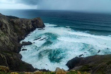 Portekiz, Sagres yakınlarındaki Algarve Batı Sahili 'ndeki uçurumlar