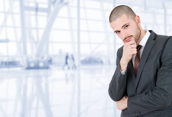 Jovem Empresário Retrato Escritório — Fotografia de Stock