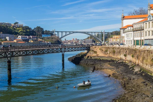 Porto Portugal Tourists Locals Enjoying Beautiful Early Spring Day Next — Foto de Stock