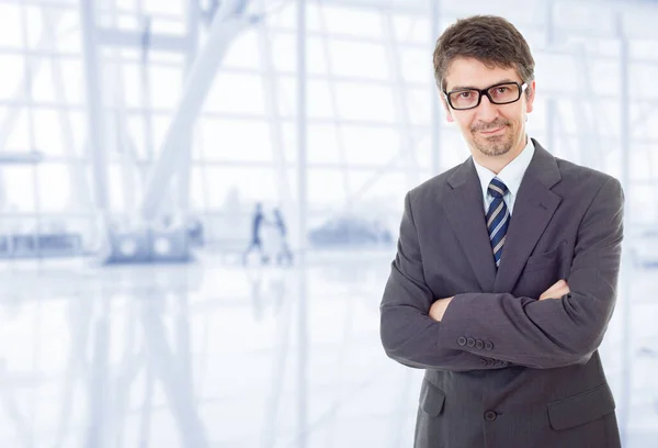 Porträt Eines Jungen Geschäftsmannes Büro — Stockfoto