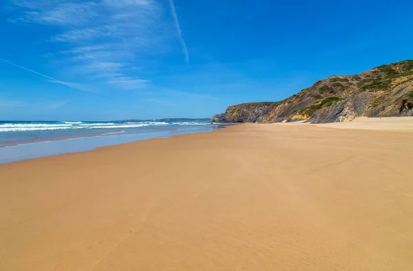 Красивый Пустой Пляж Алентежу Португалия — стоковое фото