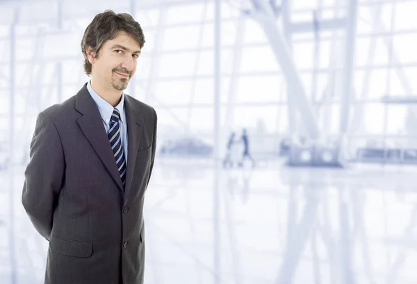 Porträt Eines Jungen Geschäftsmannes Büro — Stockfoto