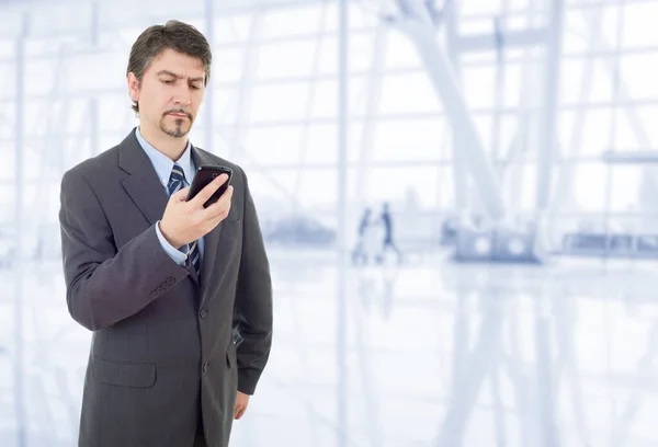 Jonge Zakenman Aan Telefoon Kantoor — Stockfoto