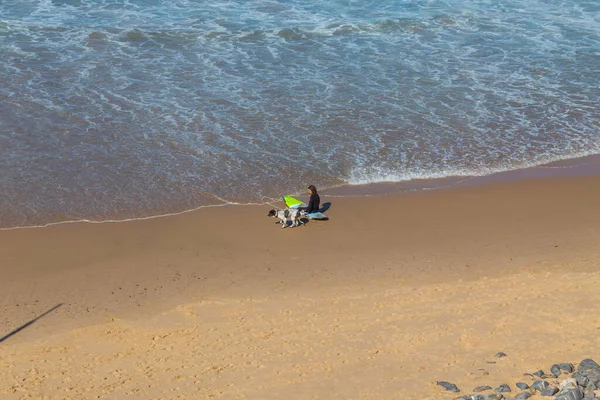 Aljezur Portugal Girl Dog Arrifana Beach South West Alentejo Costa — 图库照片