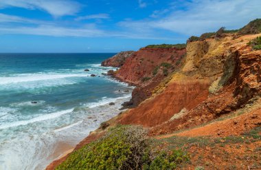 Portekiz, Sagres yakınlarındaki Algarve Batı Sahili 'ndeki uçurumlar