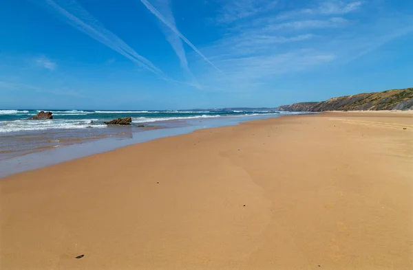 Portekiz Algarve Batı Kıyısında Güzel Boş Bir Sahil — Stok fotoğraf