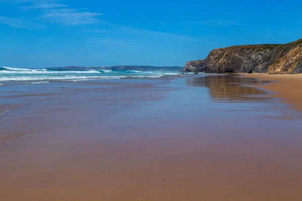 Piękna Pusta Plaża Zachodnim Wybrzeżu Algarve Portugalia — Zdjęcie stockowe