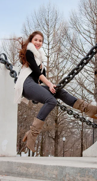 Woman outdoors in the park — Stock Photo, Image