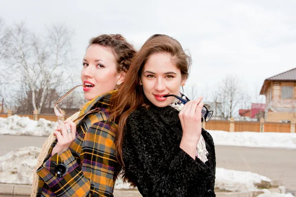 Two woman with glasses in the park — Stock Photo, Image