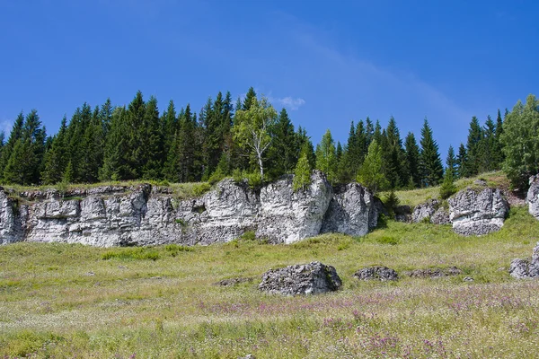 Beautiful rocks on the top of mountain — Stock Photo, Image