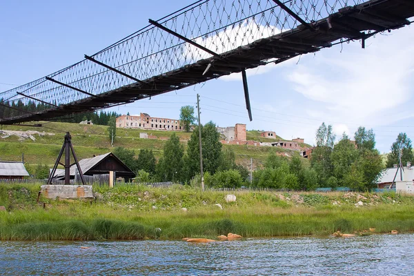 Rural zomer landschap op de rivier — Stockfoto