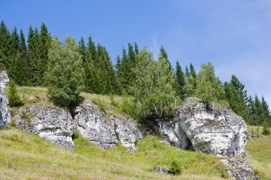Dağın tepesinde güzel rocks