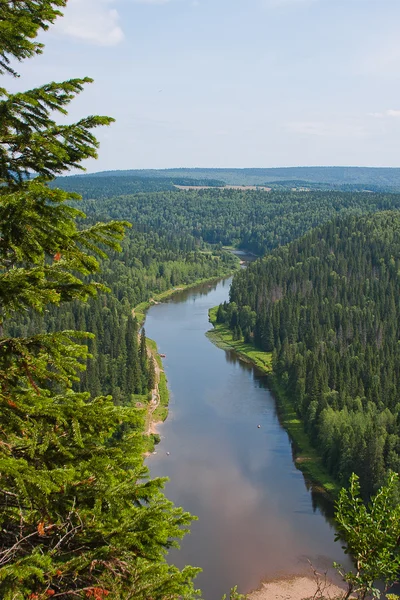 Natureza Ural no rio, borda de Perm, Rússia — Fotografia de Stock