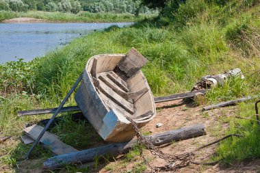 ahşap tekne Riverside'da perma edge, Rusya Federasyonu